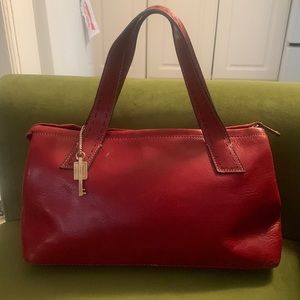 Vintage Fossil Red leather shoulder handbag